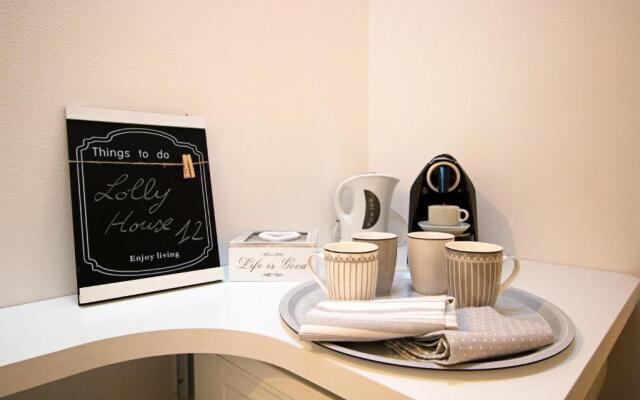 Lolly House 12