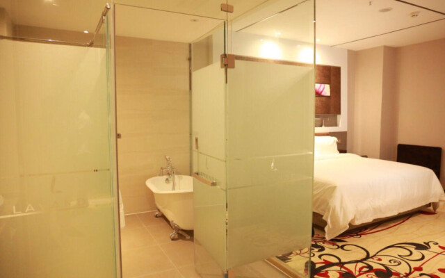 Lavande Hotel (Beijing Universal Resort, Jiukeshu Metro Station)