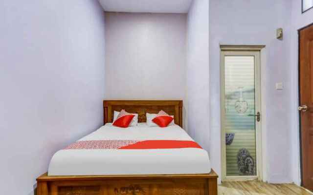 Oyo 91298 Rumah Cantik Homestay