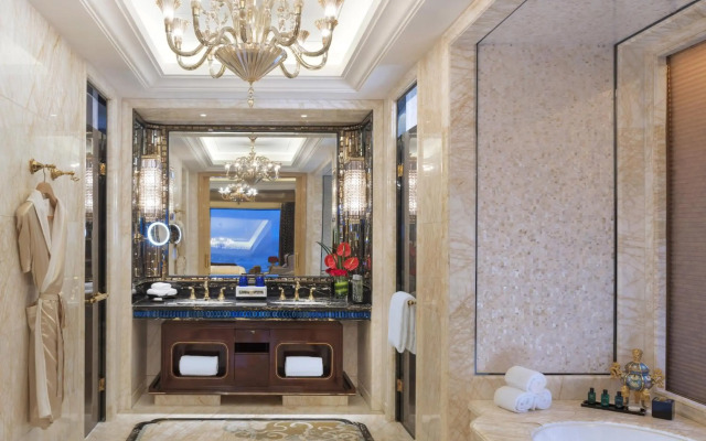 Wanda Reign Wuhan