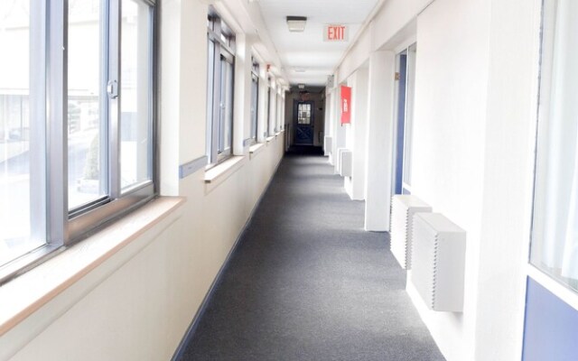 Days Inn Attleboro