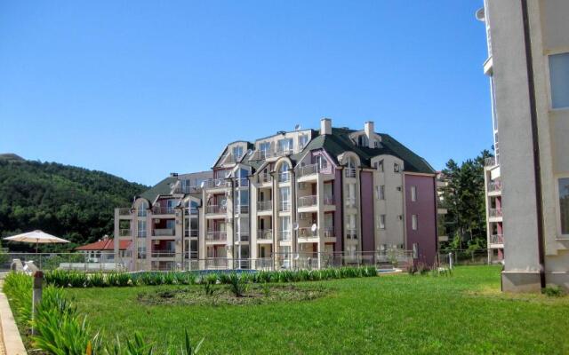 Apartments Kavarna Hills Complex