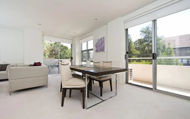 Accommodate Canberra - Trieste