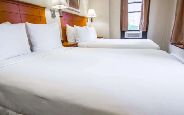 Econo Lodge Times Square New York