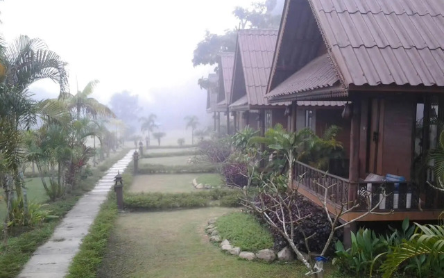 Pai Reaunthai Village