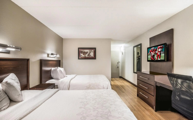 Red Roof Inn PLUS+ Boston - Woburn/ Burlington