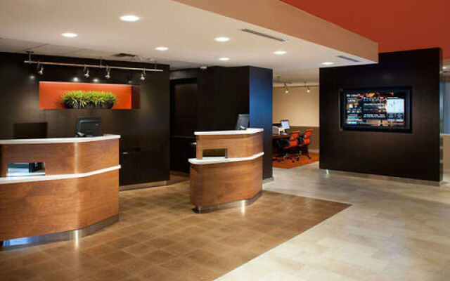 Courtyard Orlando Airport