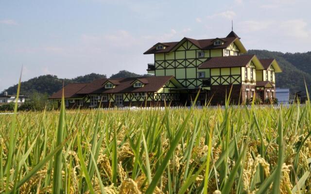Luxembourg Hills Homestay