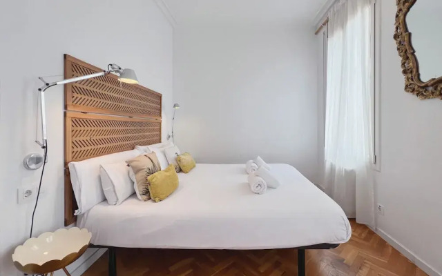 Stay U-nique Apartments Roger Llúria