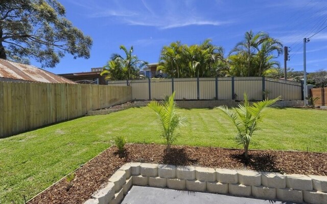 Tomaree Road, 16, The Tomaree