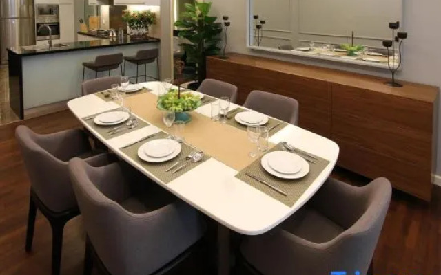 The Shore Residence Apartment