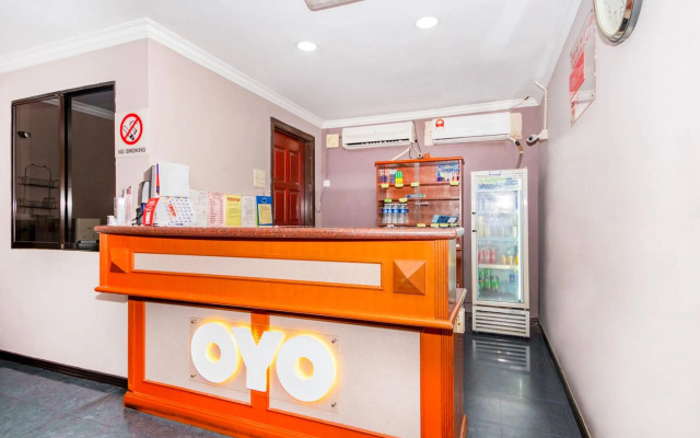 Super OYO 473 Comfort Hotel 2