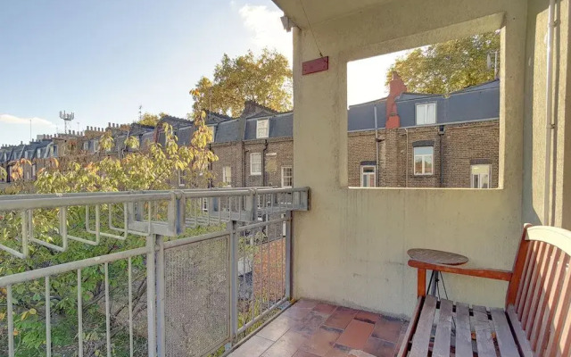 Very Central 2BR Kings Cross Apartment!