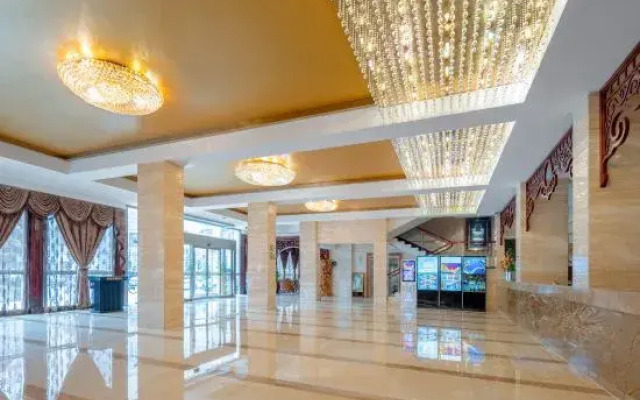 Phoenix International Hotel