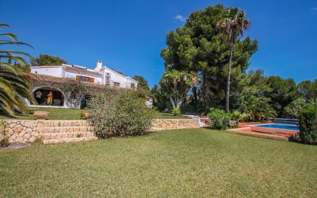 Finca Raiz - modern, well-equipped villa with private pool in Moraira