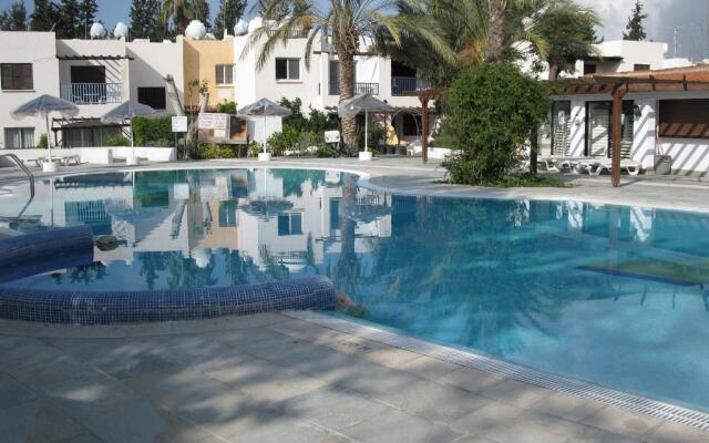 Paphos Gardens Hotel