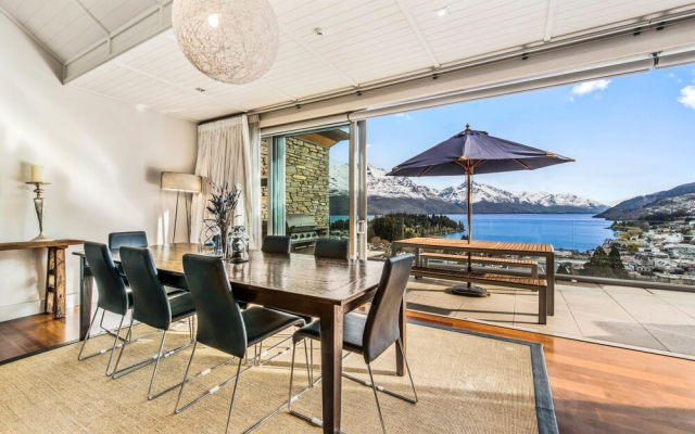 Catalina’s Luxury Apartment 5