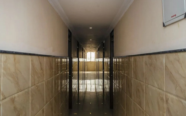 OYO 25121 Bns Lodge