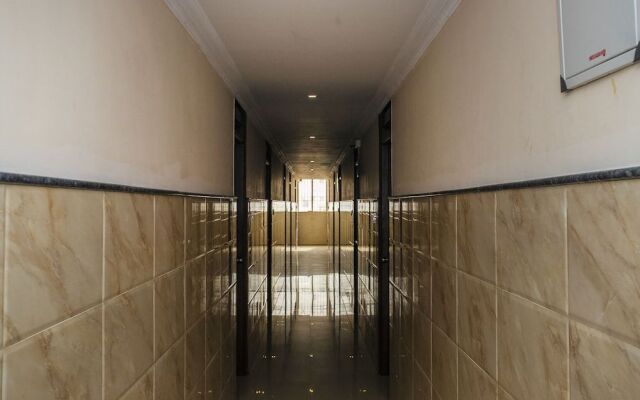 OYO 25121 Bns Lodge