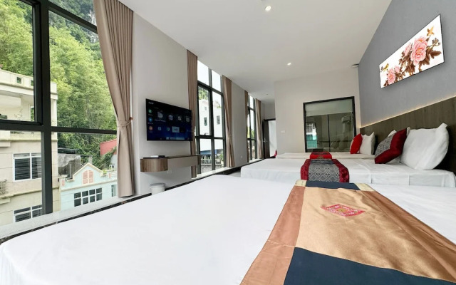 Viet Hoa Hotel & Residence