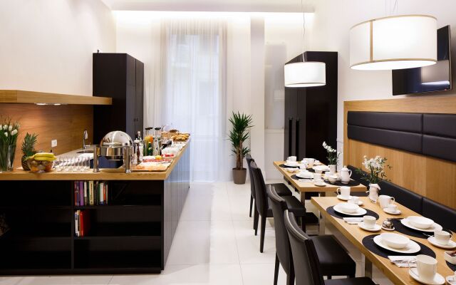 Nap Luxury Guest House