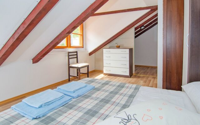 House Lazar