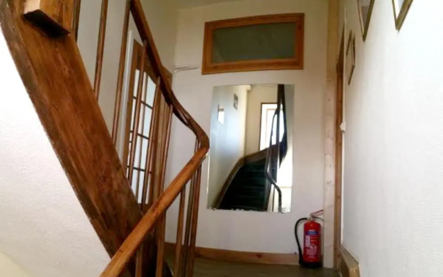 Apartment With one Bedroom in Jumilhac-le-grand, With Wifi