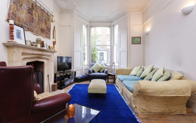 Veeve - Homely Highbury