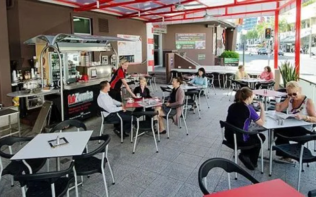 Islander Backpackers Resort