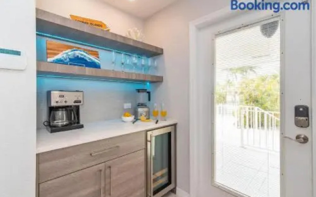 Peace & Kai It by Grand Cayman Villas & Condos