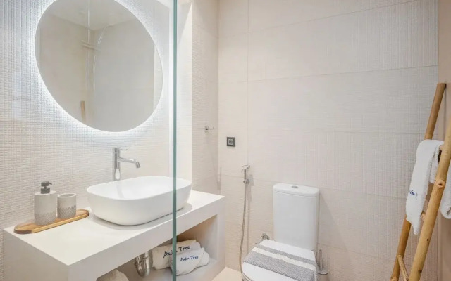 Palm Tree Beach Suites