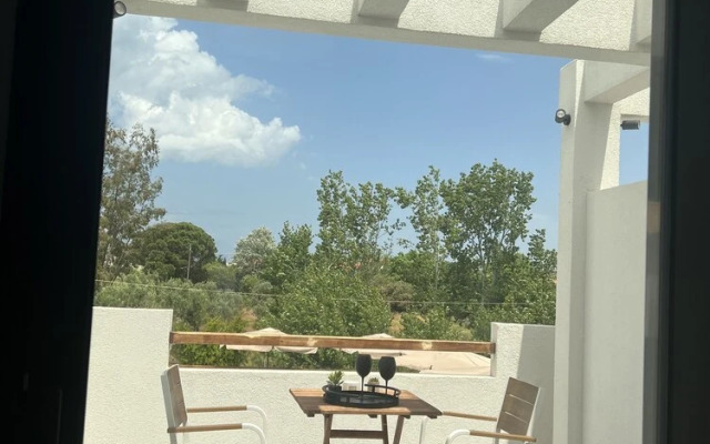 Kimiro Hotel Tsilivi