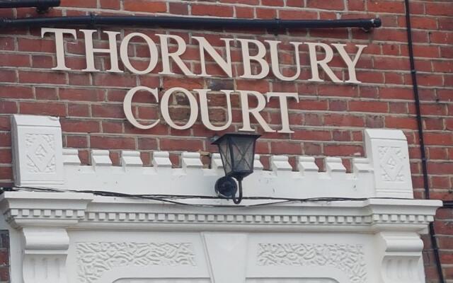 Thornbury Apartments