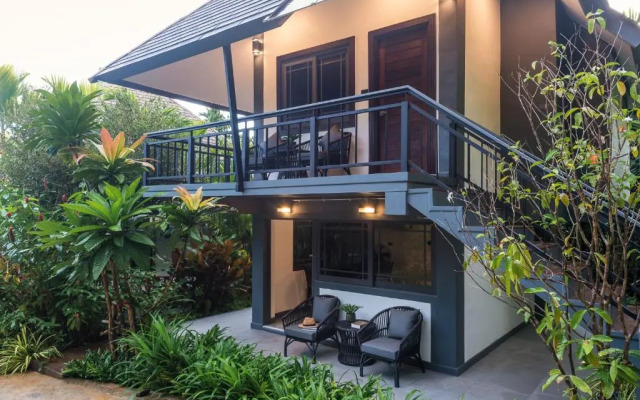 Loy Chalet