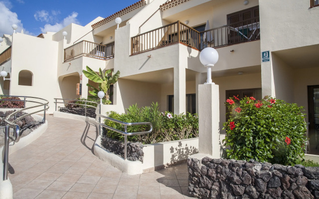 Royal Sunset Beach Club