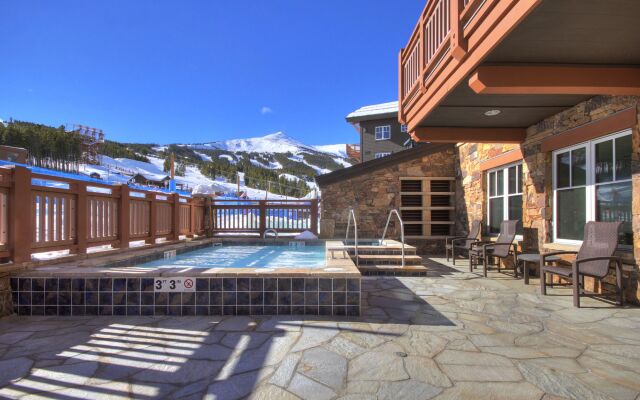 One Ski Hill Place, A RockResort