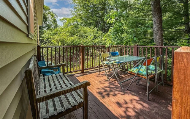 Sweet Beach Retreat 2 Bedroom Home