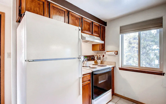 Mark IX 4 by Peak Property