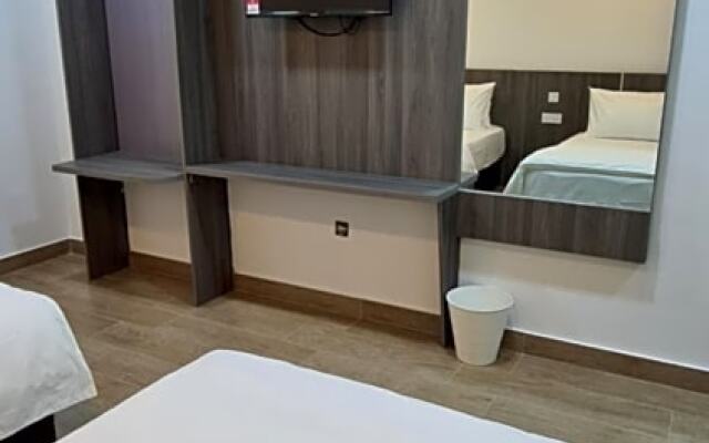 Zitro Hotel
