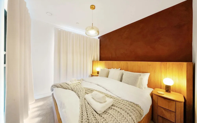 Rosso Suite 2BR City Views