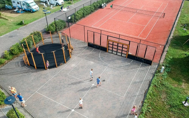 2 2-person Hotel Lodge