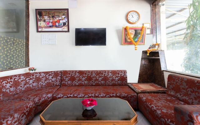 OYO 23361 Hotel Kanakshree