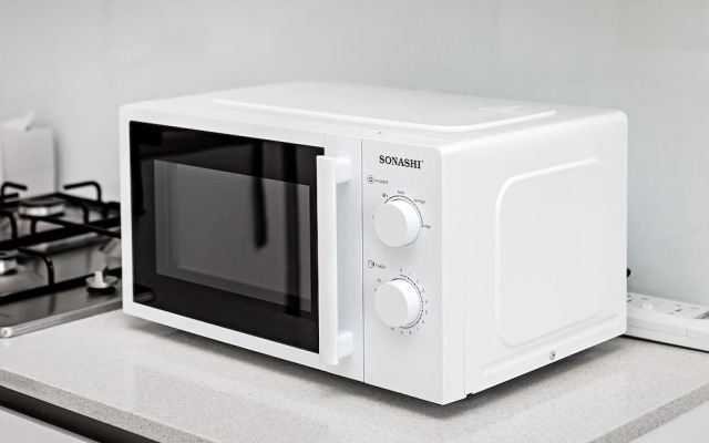 Bright 1BR with balcony in Luma 22