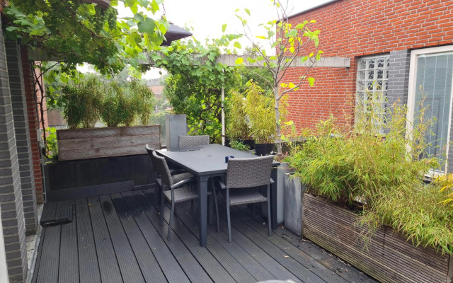 Royale en schone accommodatie met dakterras