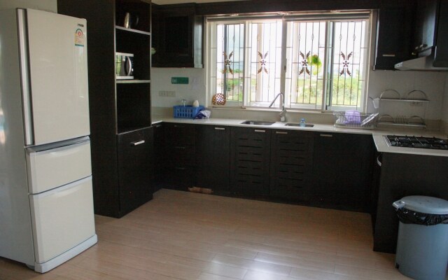 Ban Steven Pool Villa Cha Am