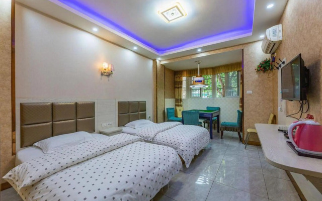Huake Huayuan Business Hotel