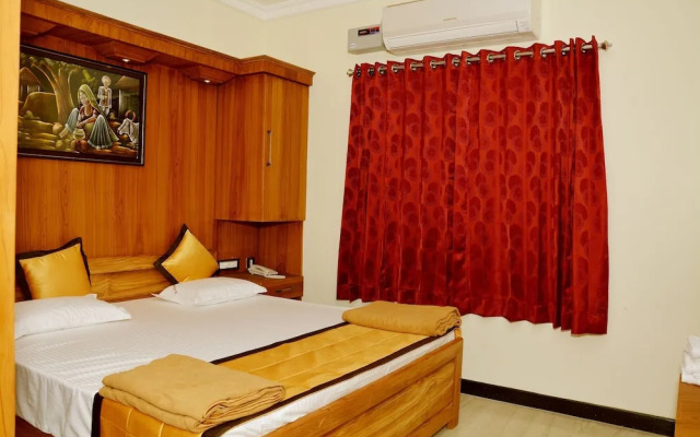 Anandha Grand