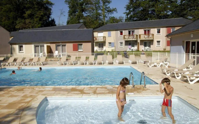 Résidence Odalys Le Hameau du Lac