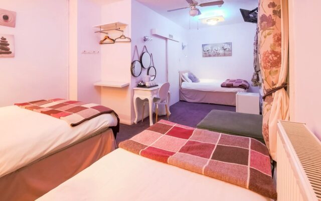 OYO Hotel Mj Kingsway