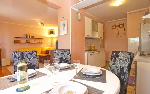 Apartment 1635
